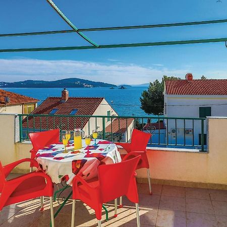 Gorgeous Apartment In Seget Vranjica Extérieur photo